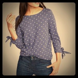 Old navy size medium women’s shirt